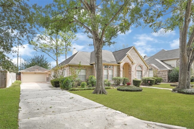 property at 4314 Amber Lake Dr