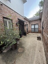 4218 Bluebonnet Rd in Baton Rouge, LA - Building Photo - Building Photo
