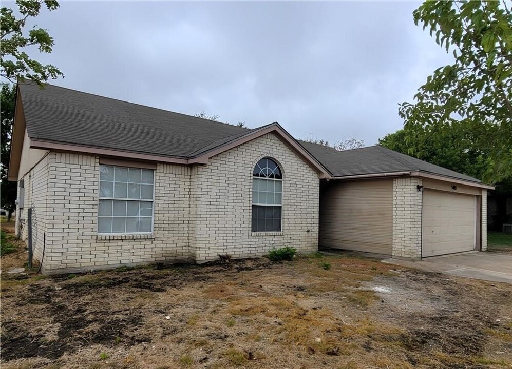 3405 Caprock Cir in Killeen, TX - Building Photo