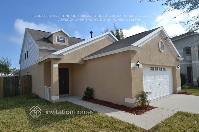 10301 Lakeside Vista Dr in Riverview, FL - Foto de edificio - Building Photo