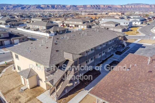658 Brookwillow Dr in Grand Junction, CO - Building Photo - Building Photo