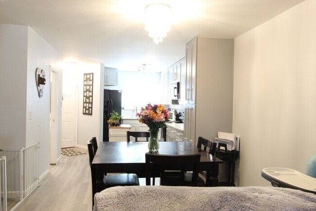 8747 W Cornell Ave in Lakewood, CO - Building Photo - Building Photo