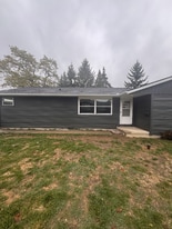 12-14 Grove Ct in Marysville, OH - Building Photo