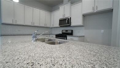 1308 Falconer Wy in Austin, TX - Building Photo - Building Photo