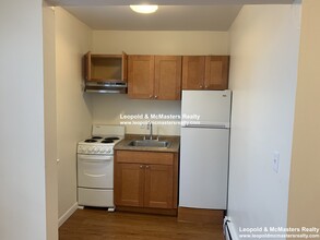 70 Brighton Ave, Unit 300 in Boston, MA - Building Photo - Building Photo