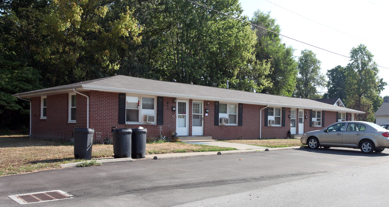 150-190 W Randolph St in Martinsville, IN - Building Photo