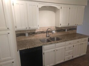 3819 Wrentham Dr in Arlington, TX - Building Photo - Building Photo