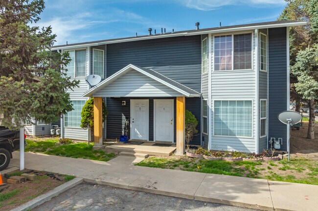 Shady Lane Apartments in Ogden, UT - Foto de edificio - Building Photo