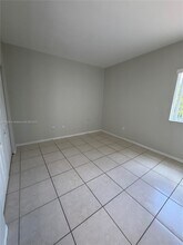 12605 SW 91st St in Miami, FL - Building Photo - Building Photo