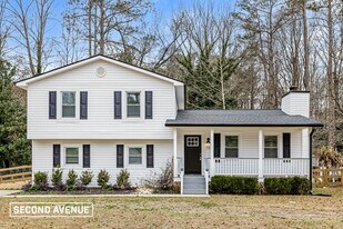 958 Ellison Ct in Austell, GA - Building Photo