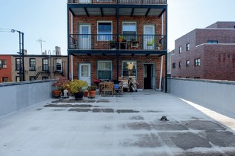 306 Bond St in Brooklyn, NY - Building Photo - Building Photo