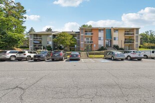 Ruxton Village Apartments in Baltimore, MD - Building Photo