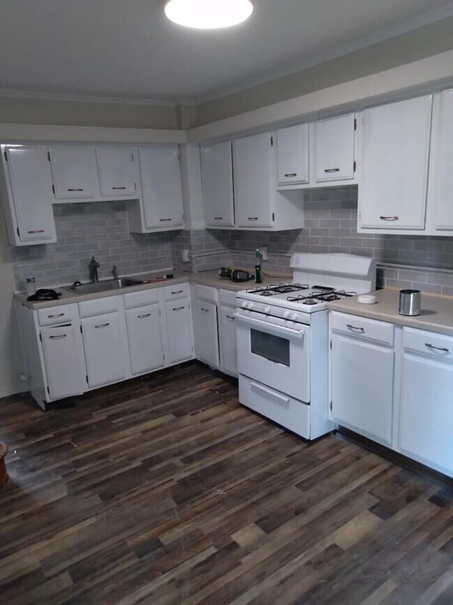 29 Railroad St Rentals in Simpson, PA