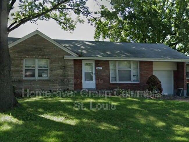 property at 9437 Duenke Dr