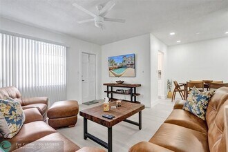 2340 NE 9th St in Fort Lauderdale, FL - Building Photo - Building Photo