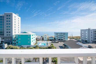 103 Charlotte Ave in Carolina Beach, NC - Building Photo - Building Photo