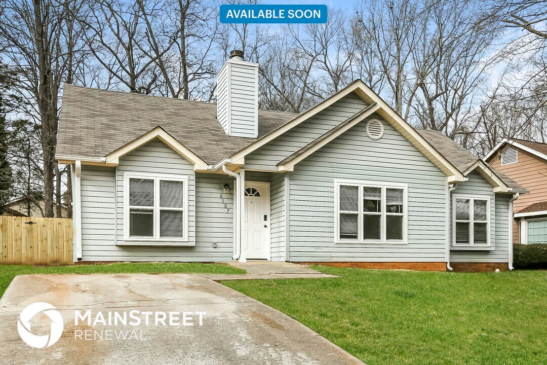 6107 Martin Lake Rd in Charlotte, NC - Building Photo