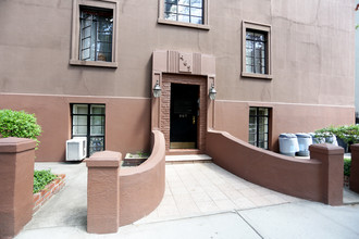 469 Clinton St in Brooklyn, NY - Building Photo - Building Photo