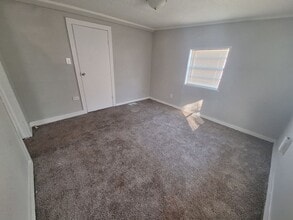 2417 S 18th St in Abilene, TX - Foto de edificio - Building Photo