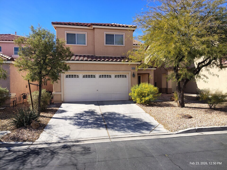 10409 Calypso Cave St in Las Vegas, NV - Foto de edificio