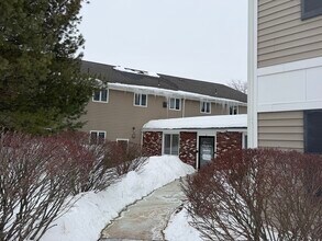 1565 Main St in Tewksbury, MA - Building Photo - Building Photo