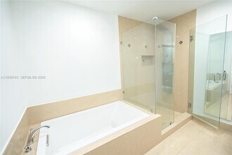 3753 Estepona Ave in Doral, FL - Building Photo - Building Photo