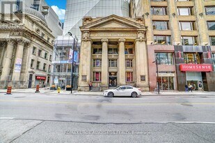 197 Yonge St in Toronto, ON - Building Photo