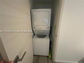 801 S Miami Ave, Unit # 2607 in Miami, FL - Building Photo - Building Photo