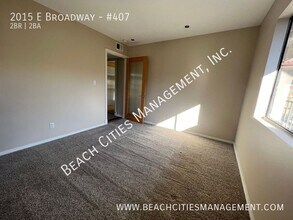 2015 E Broadway in Long Beach, CA - Building Photo - Building Photo