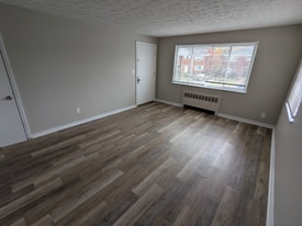 2512 Rack Ct in Cincinnati, OH - Building Photo