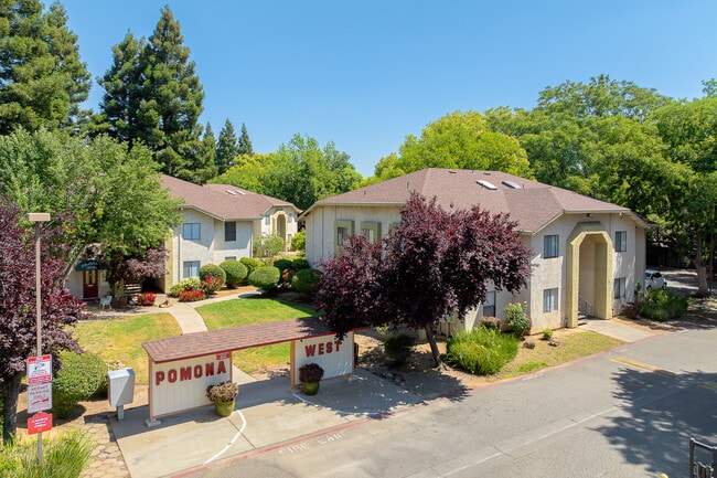 Pomona West Student Apartments in Chico, CA - Building Photo - Building Photo