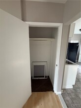 214 Rowland St in Syracuse, NY - Foto de edificio - Building Photo