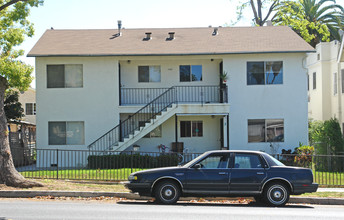 The Sweetzer Phoenix in Pasadena, CA - Building Photo - Building Photo