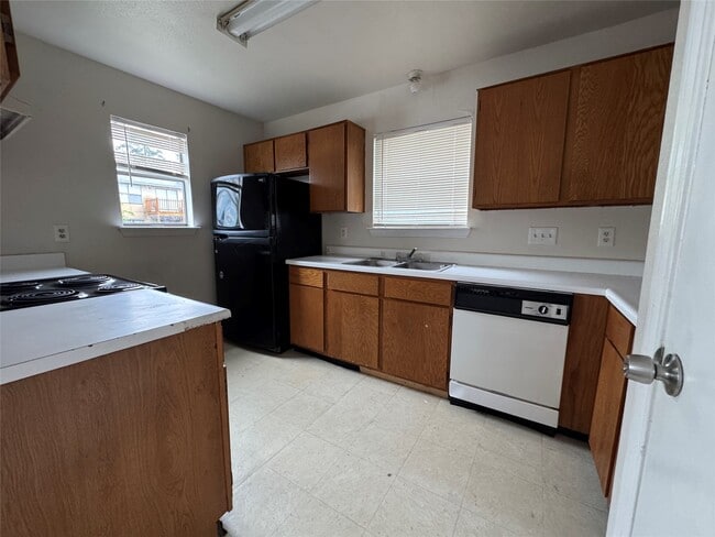 property at 3229 Hirschfield Rd