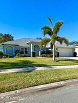 3455 Soft Breeze Cir in West Melbourne, FL - Building Photo