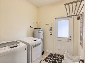 9126 Savannah Grove Ln in Orlando, FL - Building Photo - Building Photo