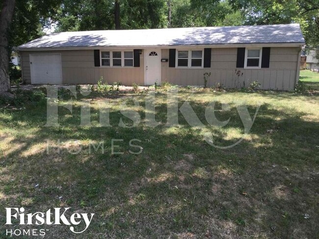property at 8111 N Jefferson St