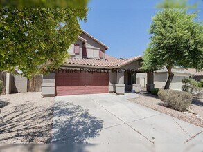 16090 W Latham St in Goodyear, AZ - Building Photo - Building Photo
