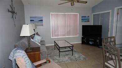 7704 Hillside Ct in Hudson, FL - Building Photo - Building Photo