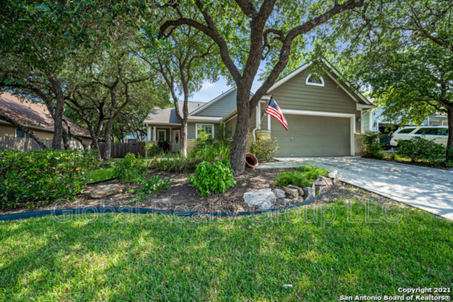 10807 Bridle View Dr in San Antonio, TX - Building Photo - Building Photo