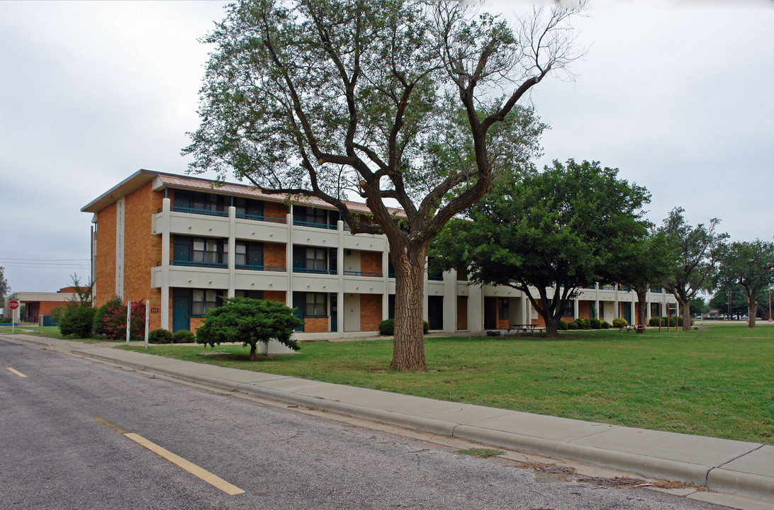 9701 9th Dr in Lubbock, TX - Foto de edificio