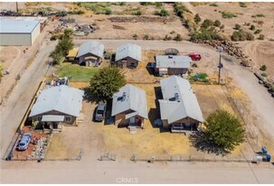 150 S Agate Rd, Unit 152 in Blythe, CA - Building Photo