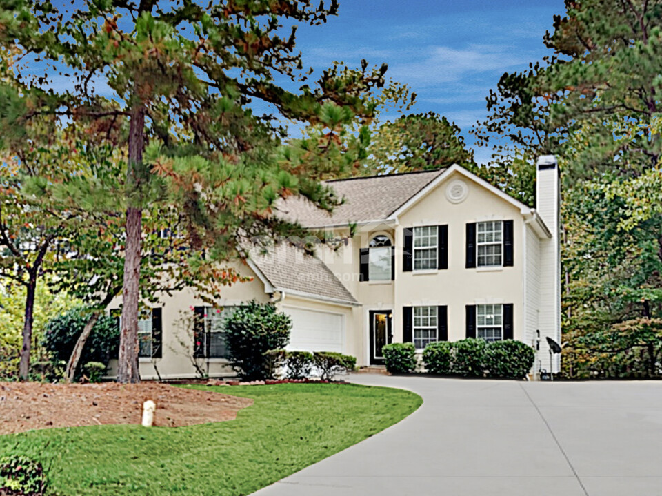 1 Arbor Cove Dr in Stockbridge, GA - Building Photo