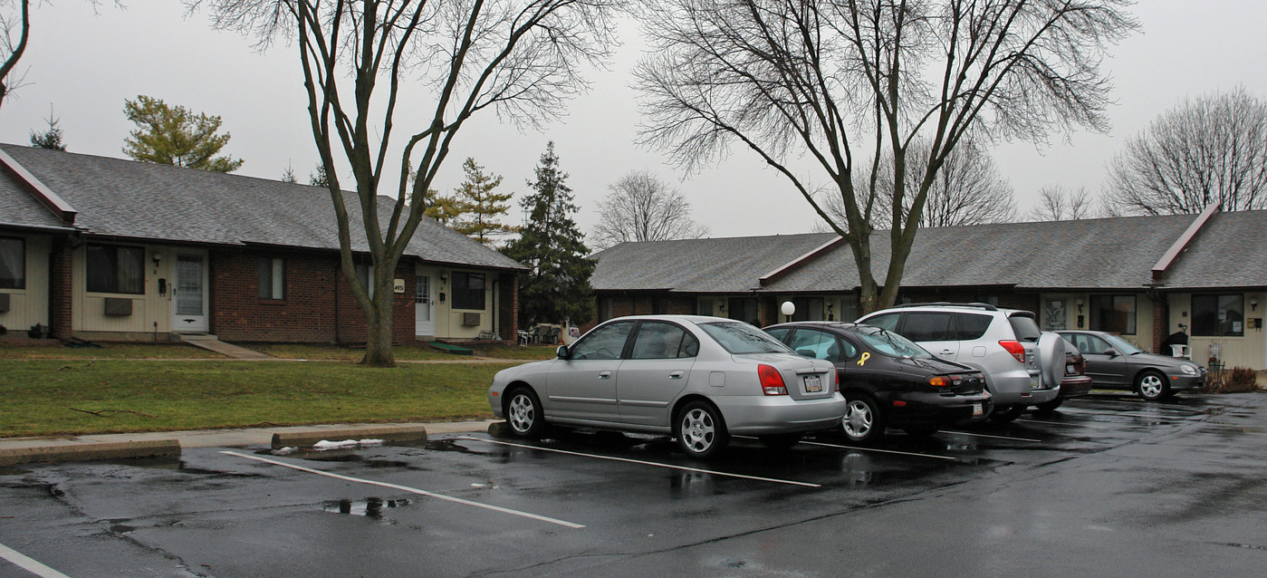 Pleasant Villa in Fairfield, OH - Building Photo