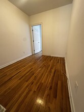 118 Adams St in Hoboken, NJ - Building Photo - Building Photo