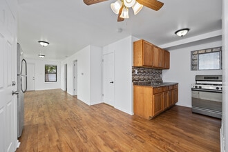2702 S Spaulding Ave in Chicago, IL - Building Photo - Building Photo