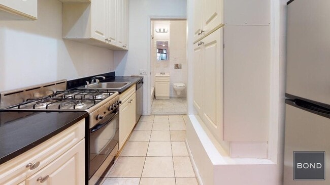 property at 240 E 78th St