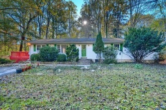 7071 Pindell School Rd in Fulton, MD - Building Photo - Building Photo