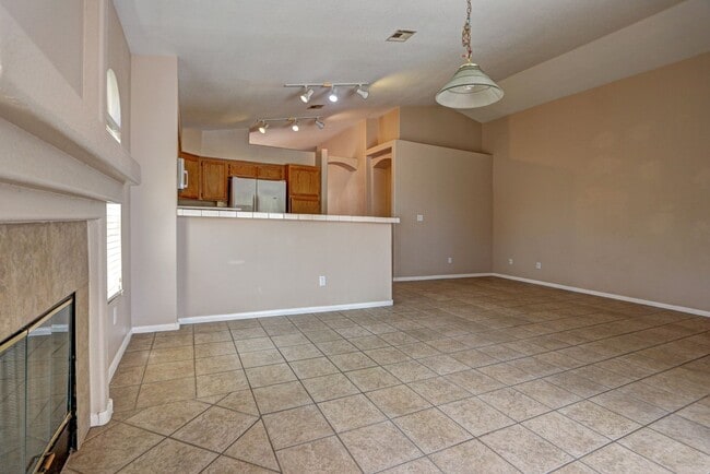 1316 Feather Glen Ct in Las Vegas, NV - Building Photo - Building Photo