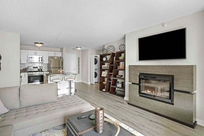 590 N State St in Chicago, IL - Foto de edificio - Building Photo